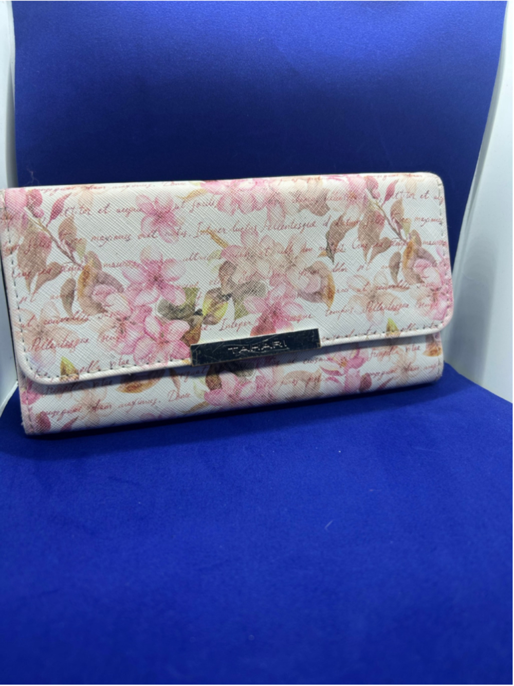 Women's Tahari Floral Wallet One Size White Pink